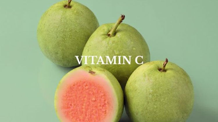Kakadu Eriğinden Elde Edilen C Vitaminli Serumlar