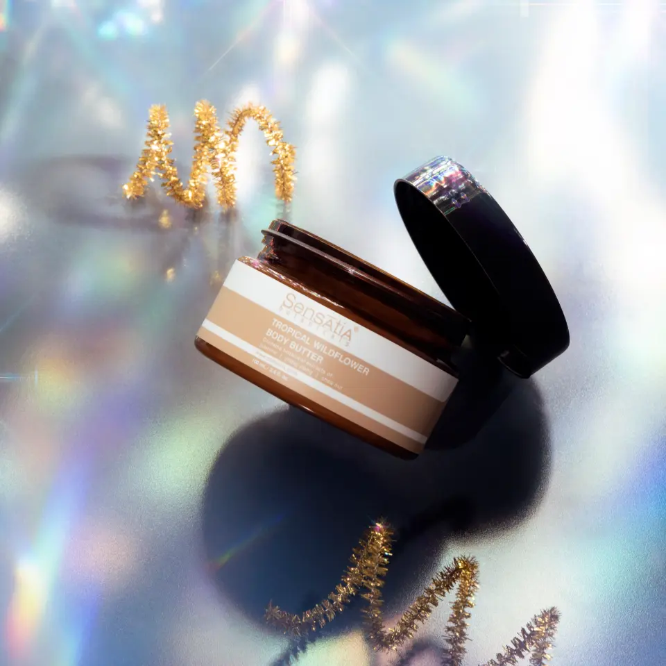 Rahatlatıcı Nemlendirici Besleyici Doğal Vücut Kremi 100ml - Tropical Wildflower